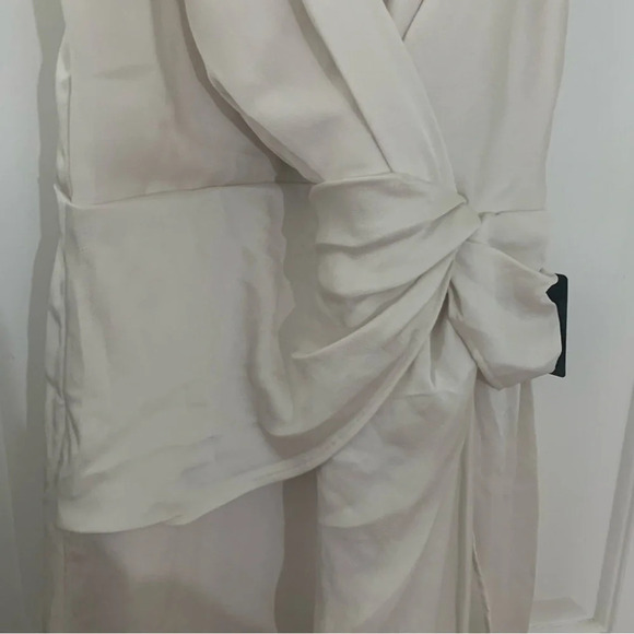 EXPRESS SATIN twist front high low midi dress Size Small NEW WITH TAG Bridal - Picture 3 of 8